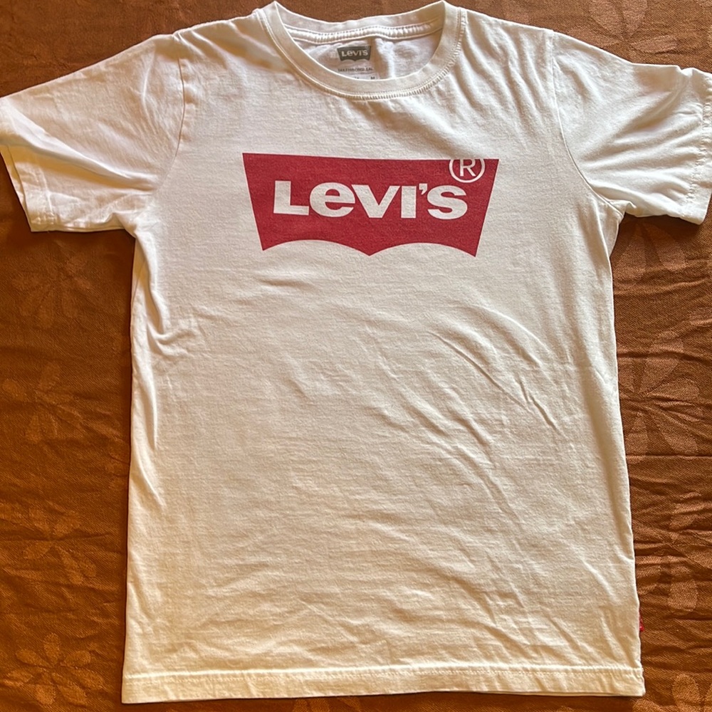 LEVI'S Red Original Logo White Tee Shirt (T-Shirt), Size Boy's Medium, unisex